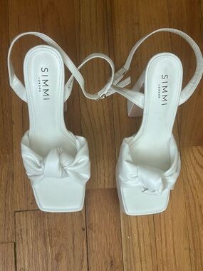 Simmi White Knot Front Block Heel plataforma Chunk Heels